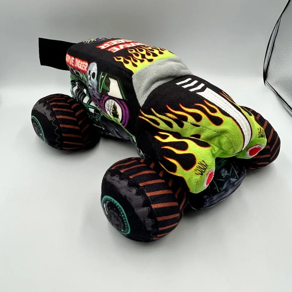 Monster Jam Grave Digger Plush Truck Flame Skull EUC 14 x 11 x 6 Inch